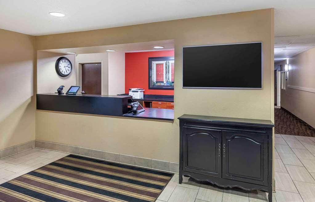 Extended Stay America Suites - Milwaukee - Wauwatosa Beltér fotó